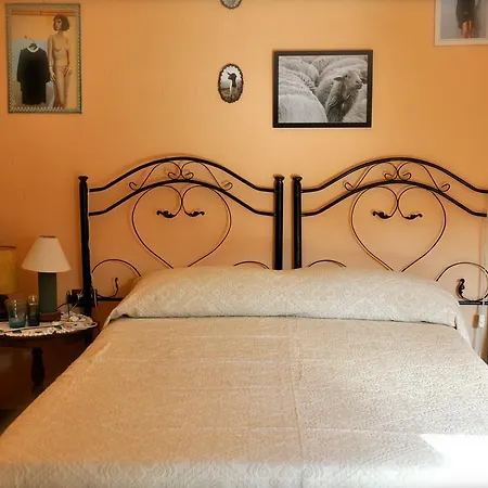 Casacori 3* אורוסיי